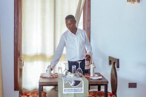 Facilities, Moonbow lodge in Mto Wa Mbu