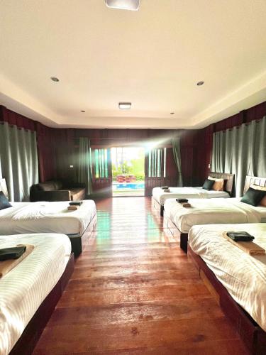 Maingern Maithong Resort near Huai Khun Ram Health Promoting Hospital
