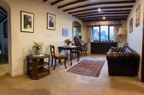 Cotswold House - main image
