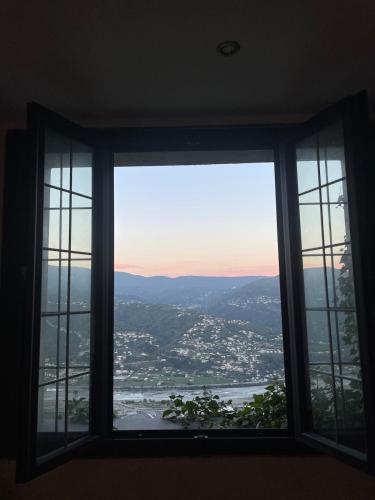 周邊環境, Charmant duplex vue sur montagne in 卡爾羅