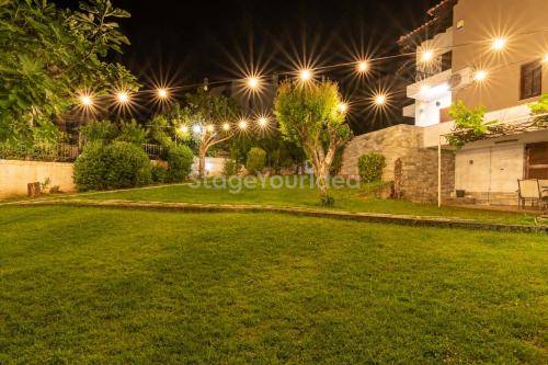 Traditional villa appartment with garden, also for gatherings ,15 minutes from Thessaloniki airport in 帕諾拉馬區