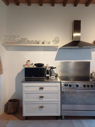 Il Pomerio - farmhouse with pool & panoramic view