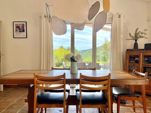 Villa avec piscine, parc naturel Estérel, nature, 15 min de Mandelieu