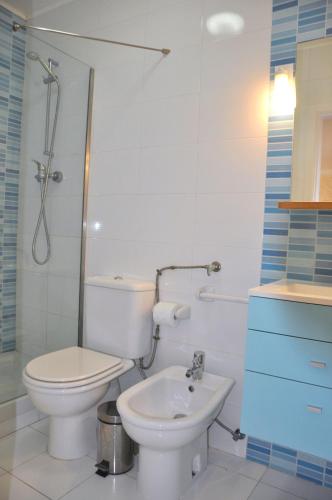 A modern comfortable and well equipped linked villa with private pool and A/c - image 11