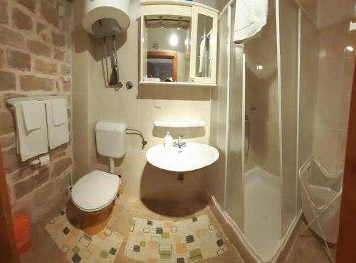 Apartments Agava & Lucija - image 12