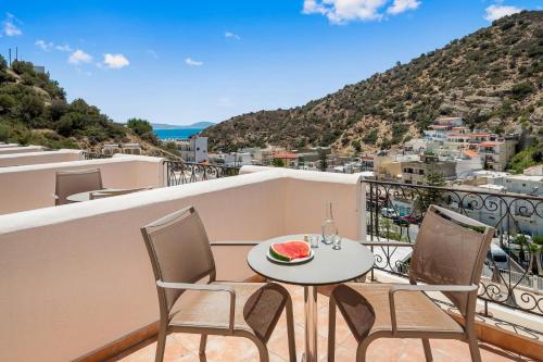 Glaros Hotel Apartment in Lampi