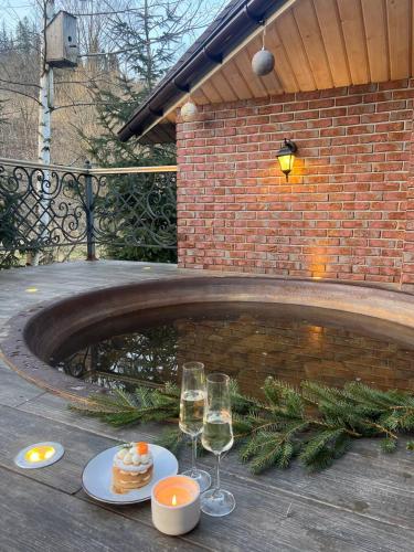 Pezsgőfürdő, Vinor Cottage in Volosyanka