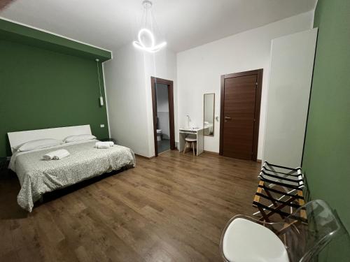 Quadruple Room with Private Bathroom image 3