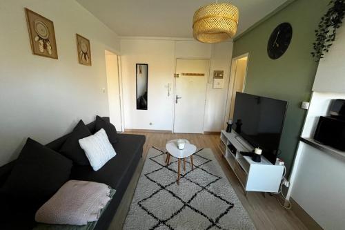 SOH Rent Appartement Strasbourg 2 pièces wifi terrasse, Strasbourg (photo 4)