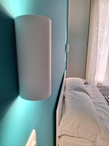 Double Room with Private External Bathroom image 1