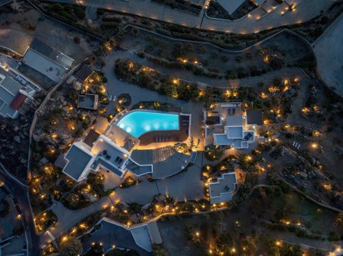 Alia Villa – Psarou, UT