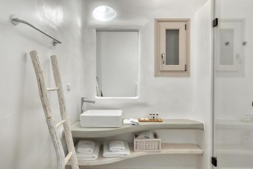 Alia Villa – Psarou, UT