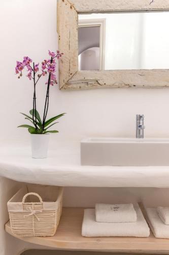Alia Villa – Psarou, UT