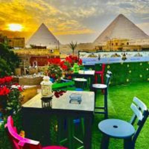 Sunshine Pyramids INN - main image