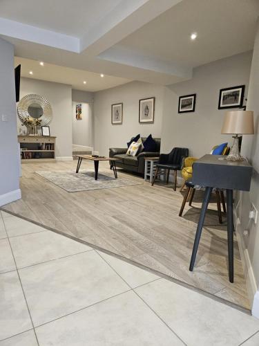 Dalys Place in Clogheen