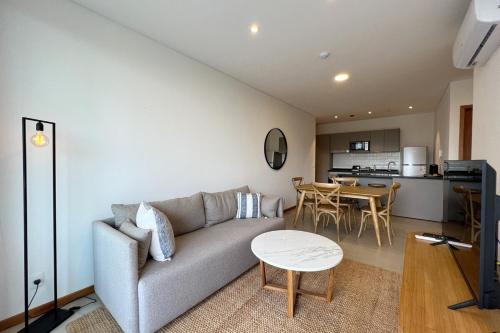 202 Emerald! a pasos del Shopping del Sol