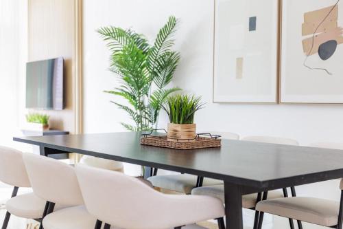 Waterfront flat Stunning view Sleeps 6, Дубай (фото 9)