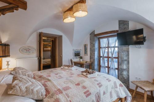 Old Bled House - main image