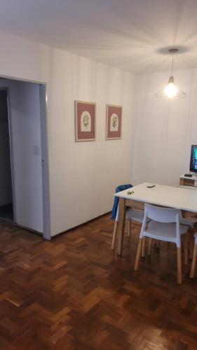 One-Bedroom Apartment image 7