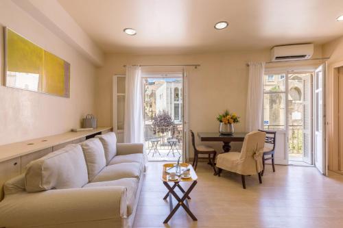 Annunziata Studio by Konnect, Corfu Old Town