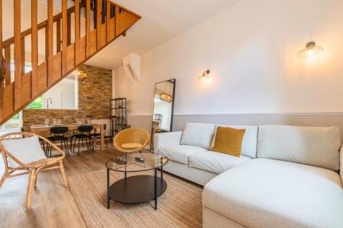 Maison 3 chambres avec jardin, proche tram gîte à louer Mouvaux