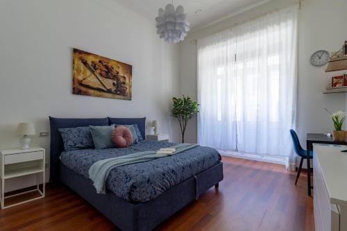 Stradivarius House - Carozzi Apartments, Mediolan