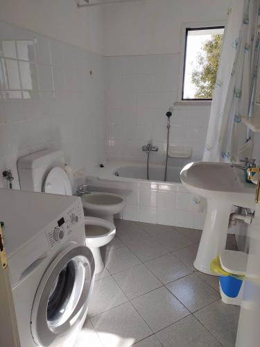 AL MARE DAVANTI A PORTOFINO - BY THE SEA IN FRONT of PORTOFINO