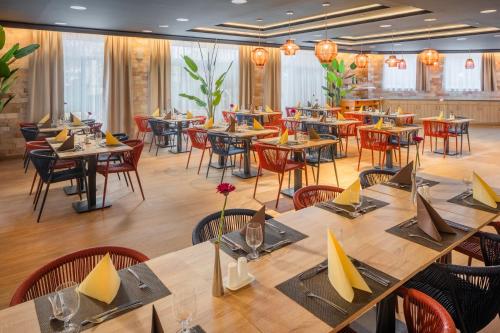 637455477 Hotel Atlantis Wellness & Conference
