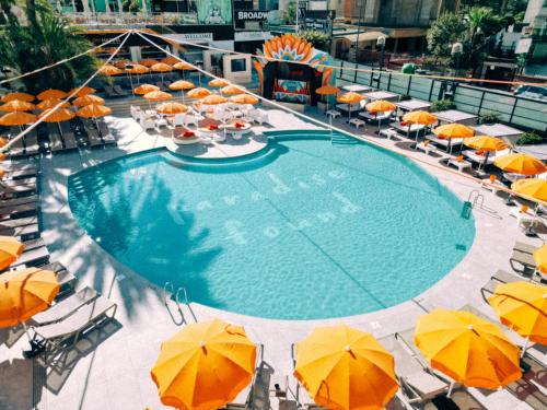 Marina Resort Benidorm - The Original Benidorm Vibe, Benidorm