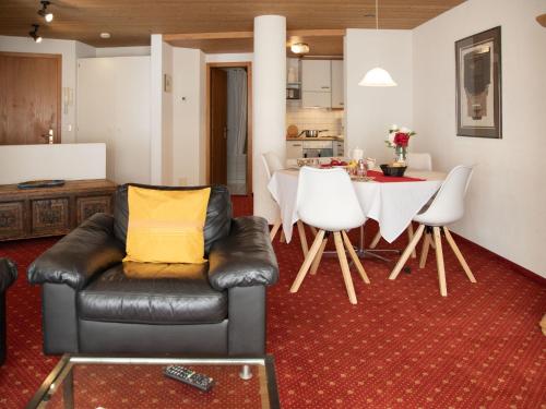 Apartment Chalet Abendrot apARTments-15 by Interhome in グリンデルヴァルト