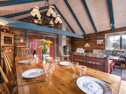 Chalet Eiketun by Interhome in Olden