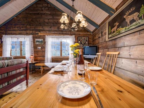 Chalet Eiketun by Interhome in Olden