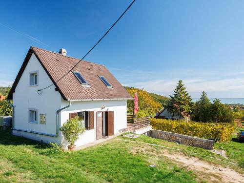 Holiday Home Dul by Interhome – khách sạn tại Lovas