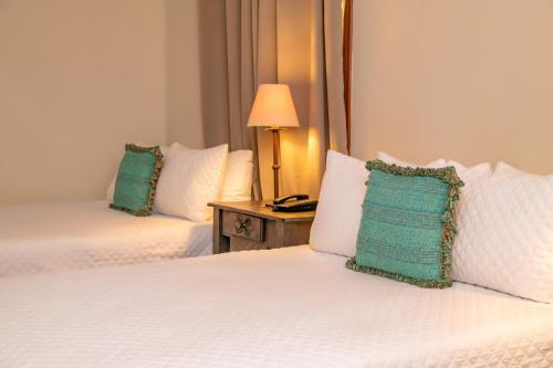 Double Room with Private Bathroom image 3