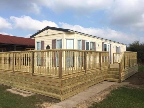 2 bedrooms, 4 beds