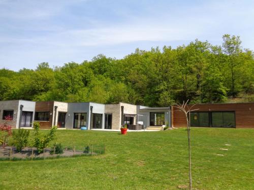 Villa La Bénéchie gîte à louer Eybènes