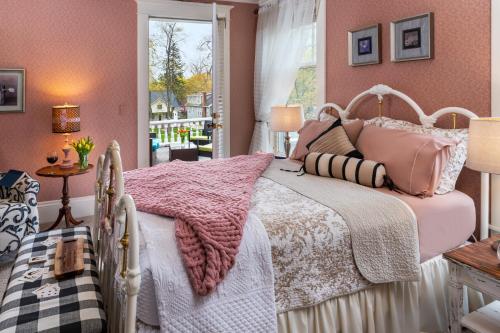 The Nordic Pineapple Bed and Breakfast