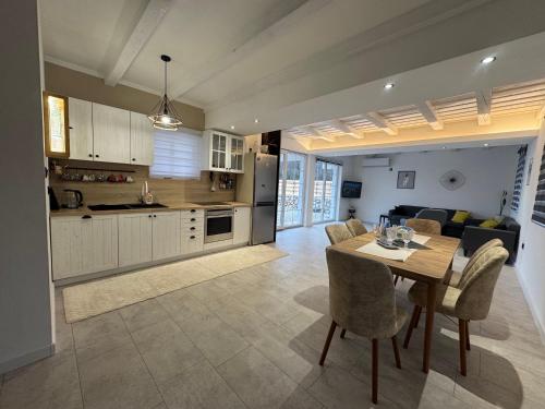 Konyha, Village Pool Villa Silentium in Potoci