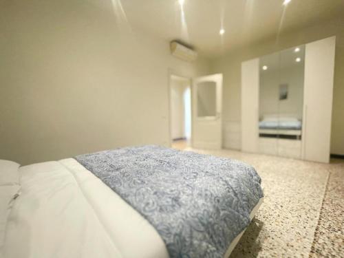 Appartamento B moderno nel centro storico, Génova (foto 9)