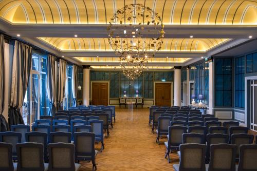 637481776 Regent Porto Montenegro