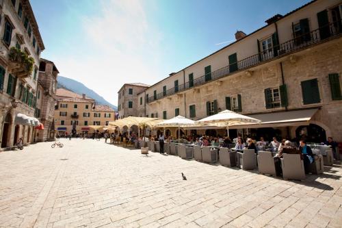 637481816 Regent Porto Montenegro
