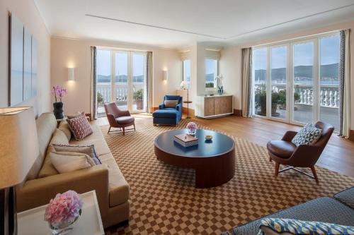 637481838 Regent Porto Montenegro