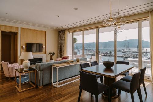 637481861 Regent Porto Montenegro