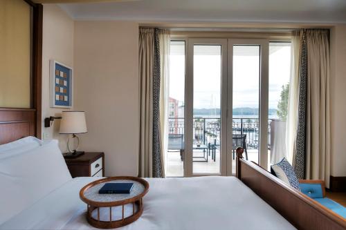 637481937 Regent Porto Montenegro