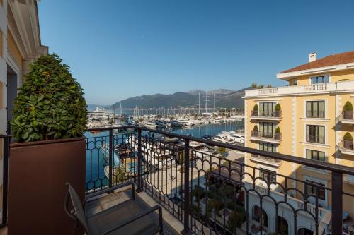 637482034 Regent Porto Montenegro