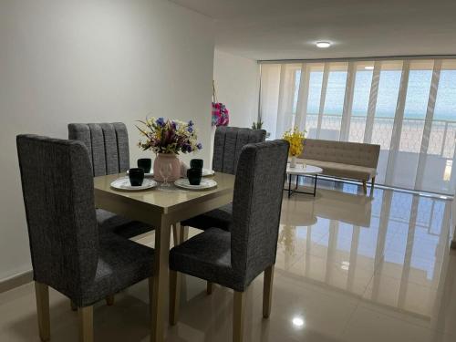 Riohacha VIII comodo apartamento con balcón y vista al mar, hermosos atardeceres