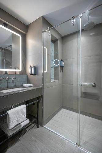 Clayton Hotel City of London - image 4