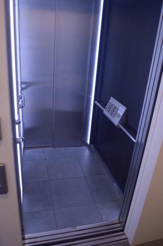 1BR apt métro Hopital Erasme Bordet handicapt friendly, Brüssel (Foto 5)