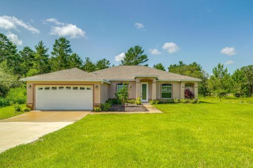 Brooksville Home about 5 Mi to Weeki Wachee Springs! in Brooksville, USA