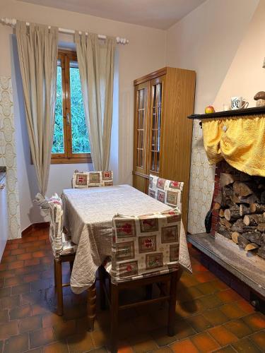 virtuve, Casa Angiolino, angolo di pace vicino all'Orrido di Gea in Kastel D'Aiano